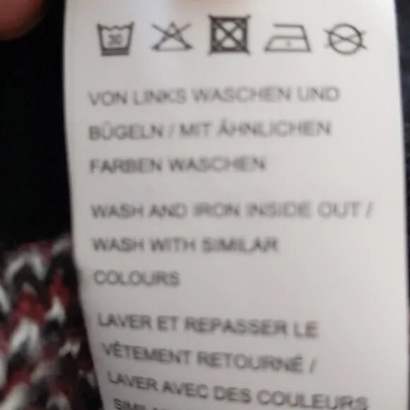 Cozy and Funky Twintip Sweater Size Large - Picture 9 of 10